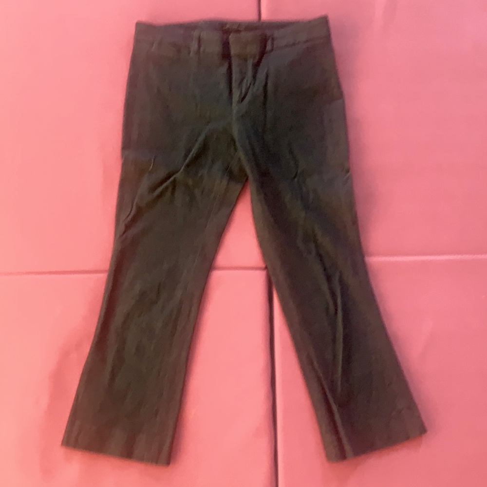 Woman’s Capri Dress Pants